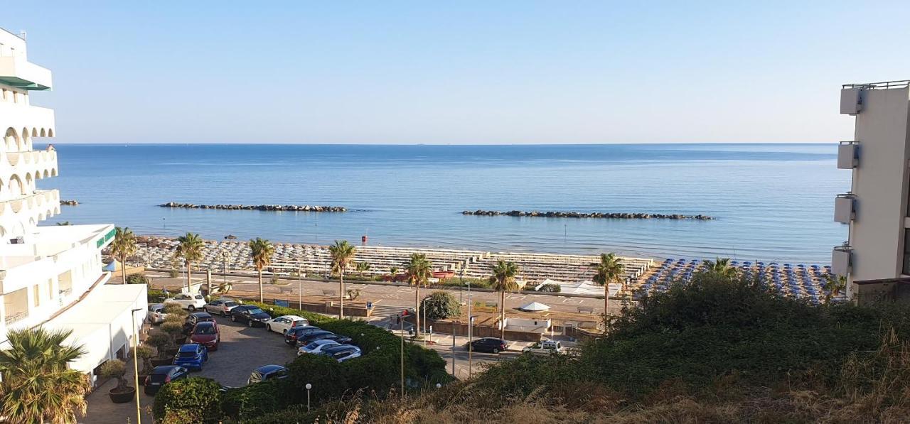 Tramonto Sul Mare Bed & Breakfast Termoli Exterior foto