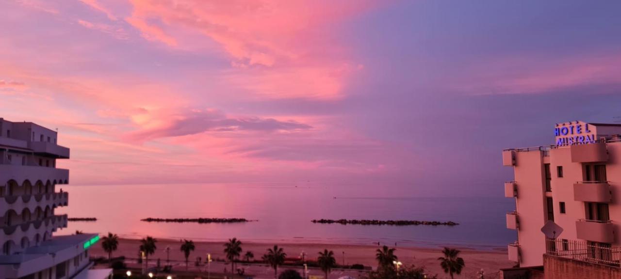 Tramonto Sul Mare Bed & Breakfast Termoli Exterior foto