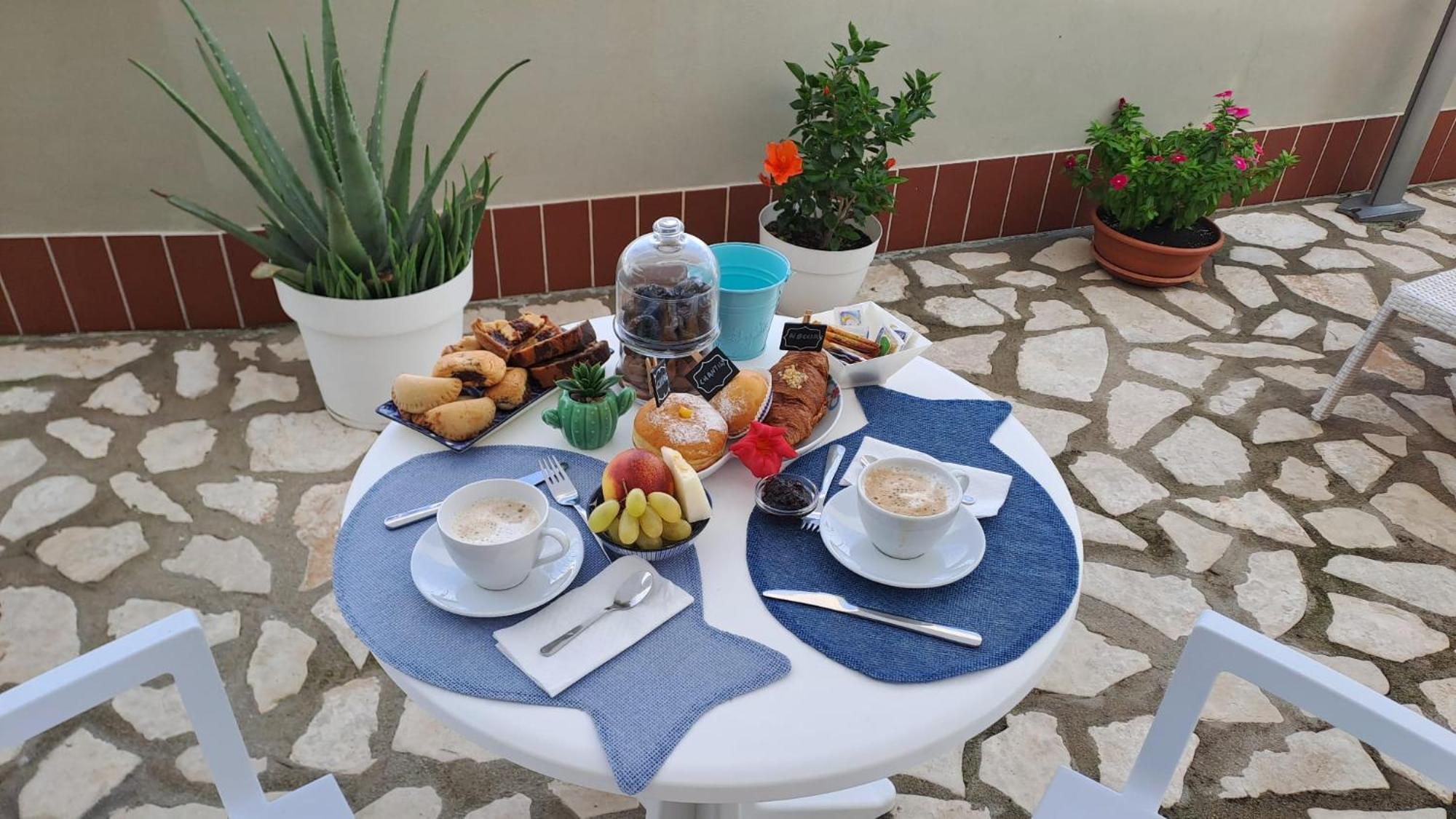 Tramonto Sul Mare Bed & Breakfast Termoli Exterior foto